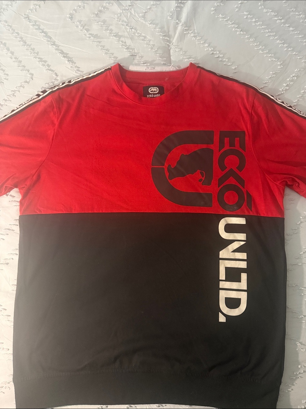 Ecko Unlimited Red and Black Colorblock Graphic Tee